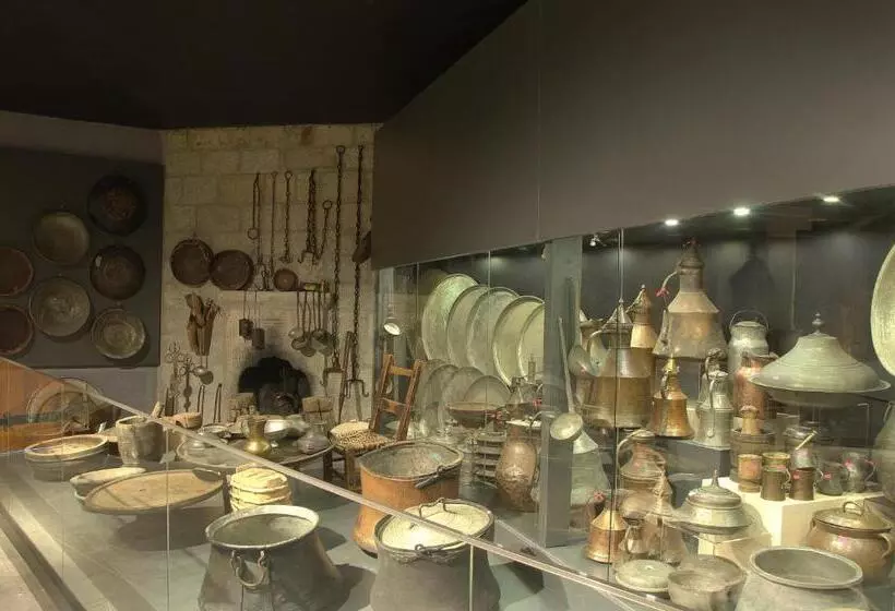 בית מלון כפרי Inan Kardesler