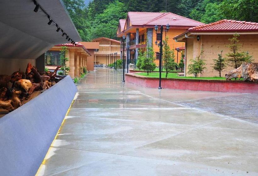 בית מלון כפרי Inan Kardesler