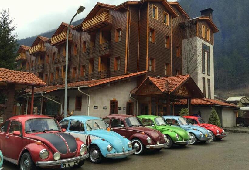 בית מלון כפרי Inan Kardesler