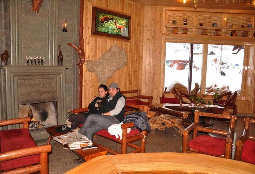 בית מלון כפרי Inan Kardesler