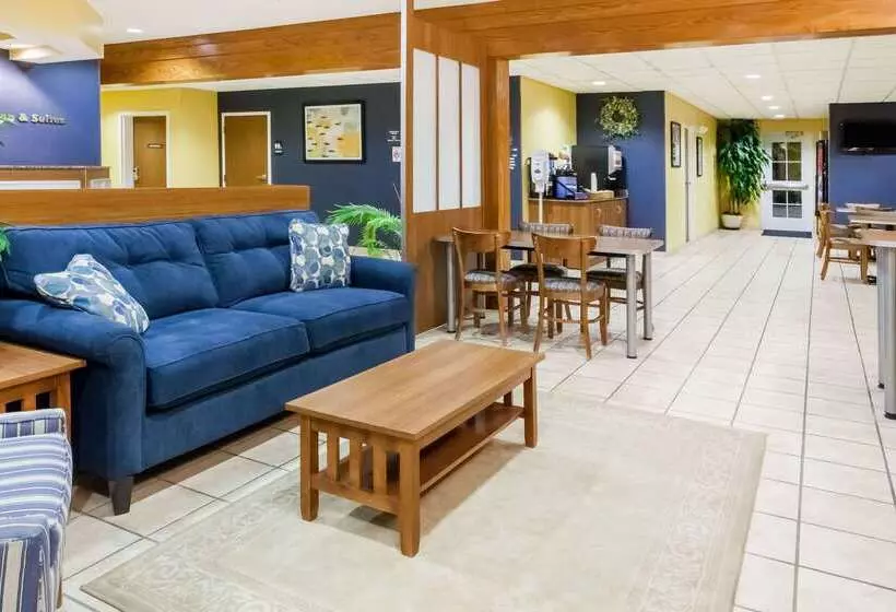 Microtel Inn & Suites