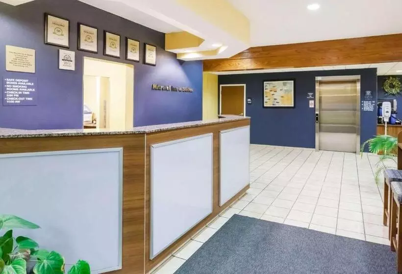 Microtel Inn & Suites