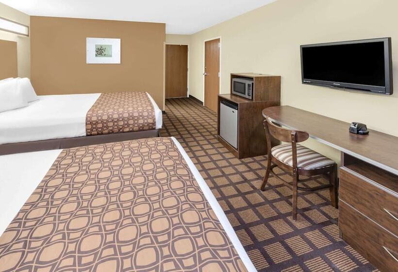Microtel Inn & Suites By Wyndham Ozark