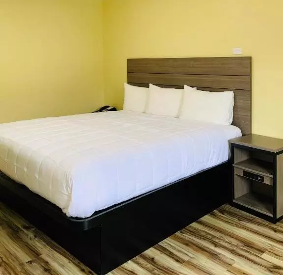 モーテル Central Coast Inn Cayucos