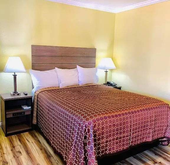 モーテル Central Coast Inn Cayucos