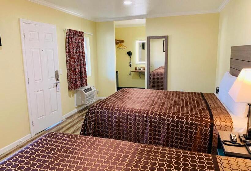 모텔 Central Coast Inn  Cayucos