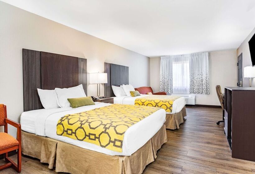 호텔 Baymont By Wyndham Midway Tallahassee