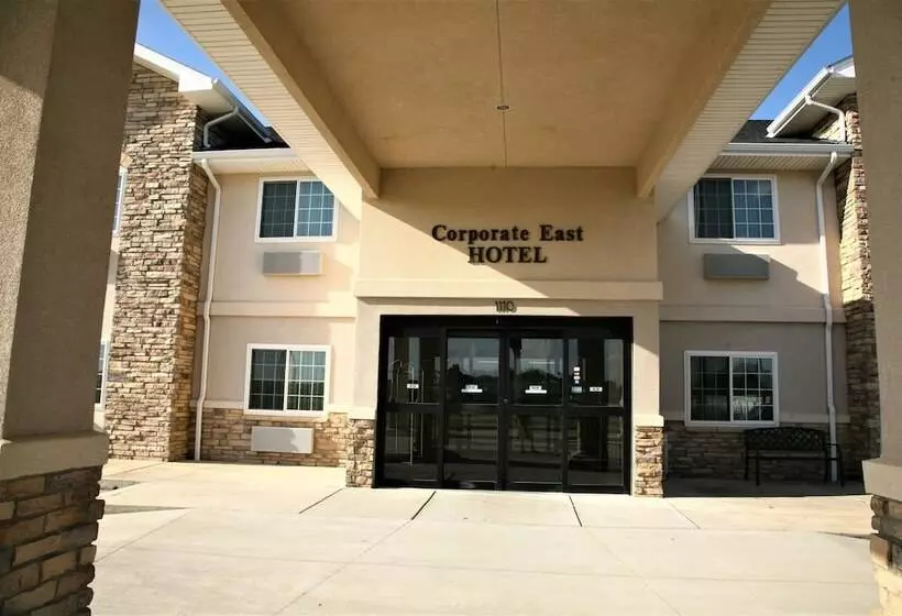 호텔 Corporate East