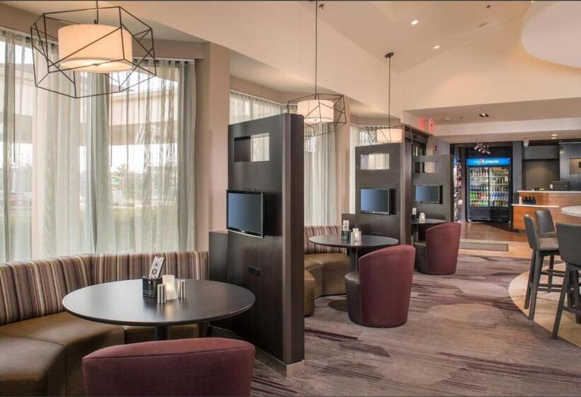 فندق Courtyard By Marriott Baltimore Bwi Airport