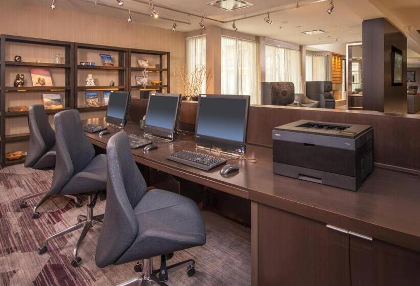 فندق Courtyard By Marriott Baltimore Bwi Airport