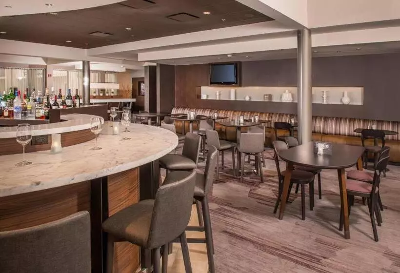 호텔 Courtyard By Marriott Baltimore Bwi Airport