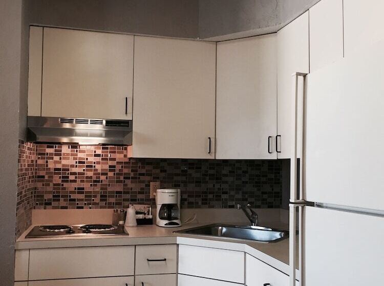 酒店 East Street Inn & Suites