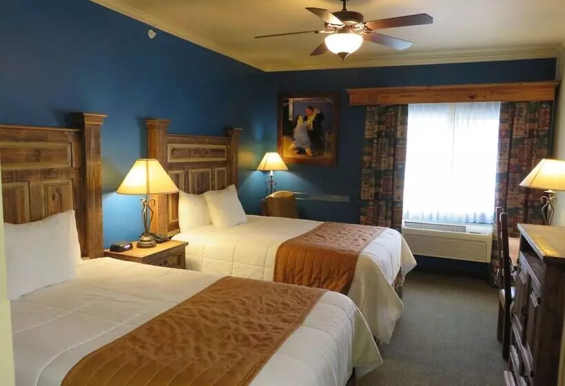 酒店 La Hacienda Inn