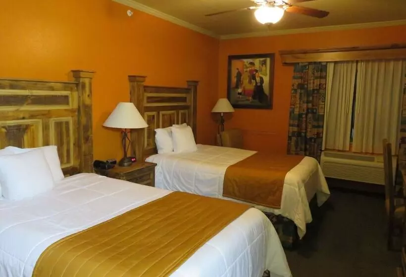 酒店 La Hacienda Inn