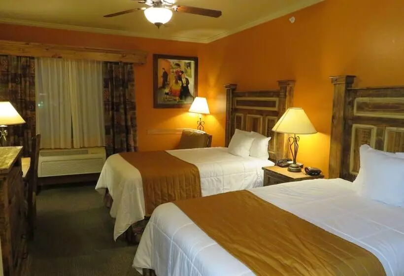 酒店 La Hacienda Inn