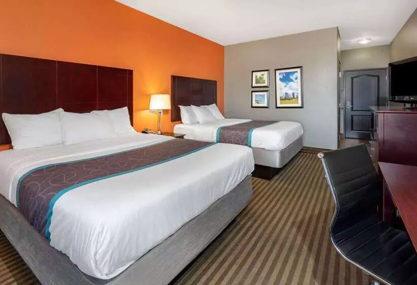 Hotel La Quinta By Wyndham Houston Iah Bush Intl Airport E