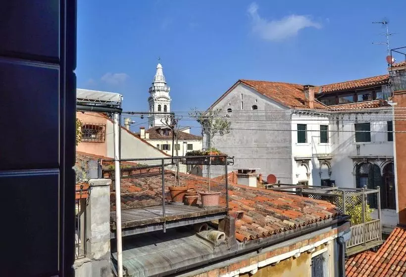 هتل Locanda Silva