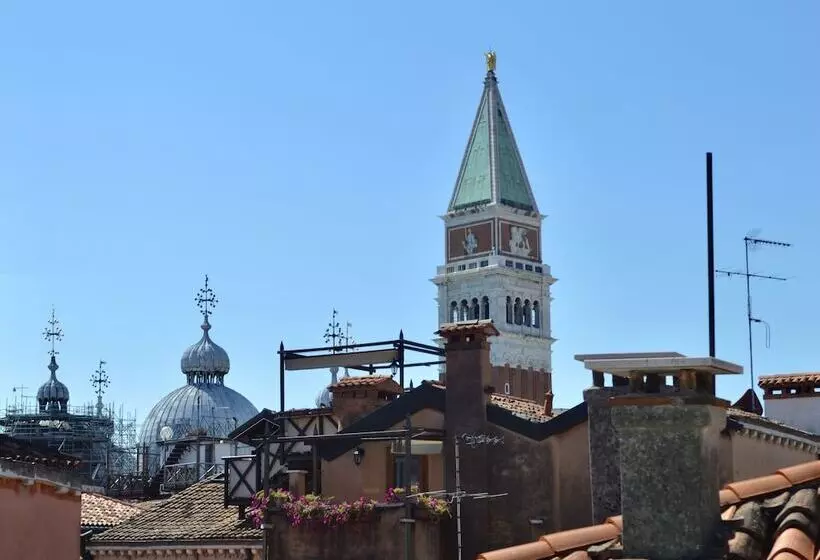 هتل Locanda Silva