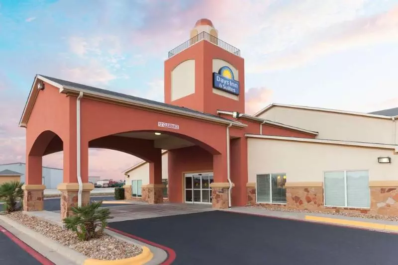 호텔 Lone Star Inn & Suites