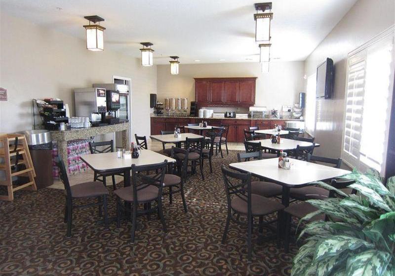 فندق The Landmark Inn & Suites