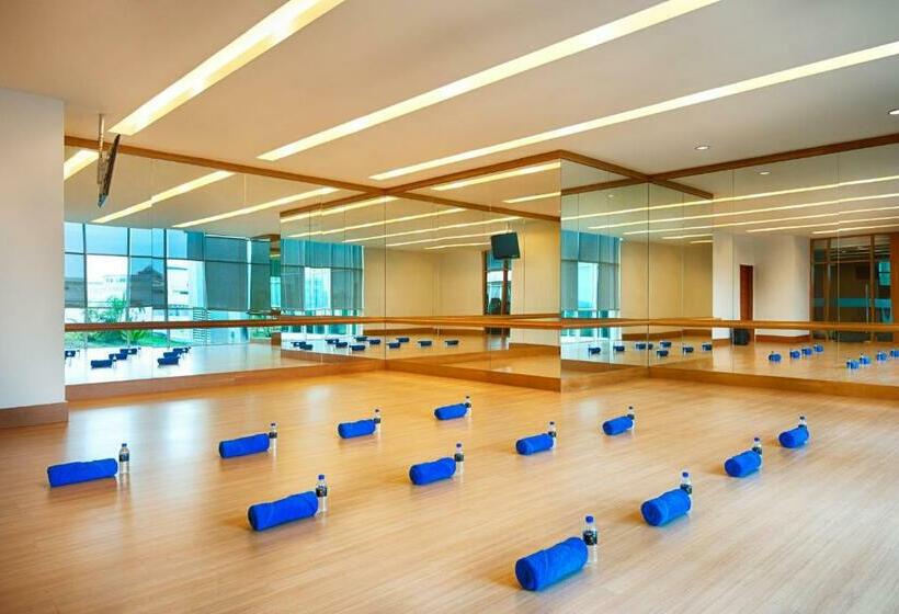 호텔 Zenith Kuantan