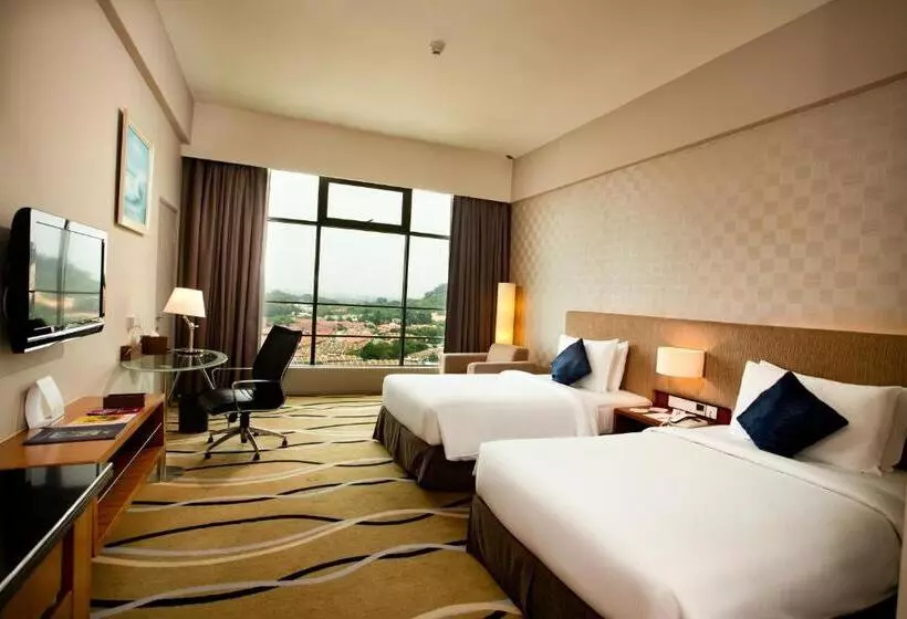 Отель Zenith Kuantan