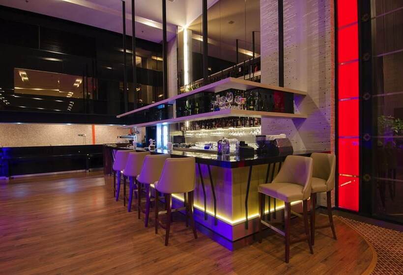 호텔 Zenith Kuantan