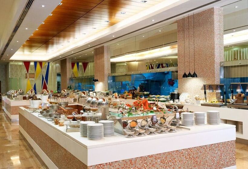 호텔 Zenith Kuantan