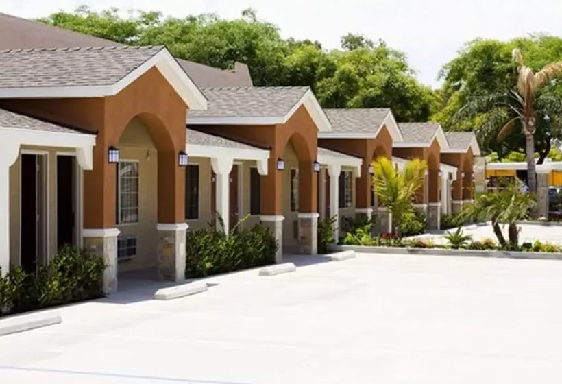 汽车旅馆 West Coast Inn Near Gem Theatre