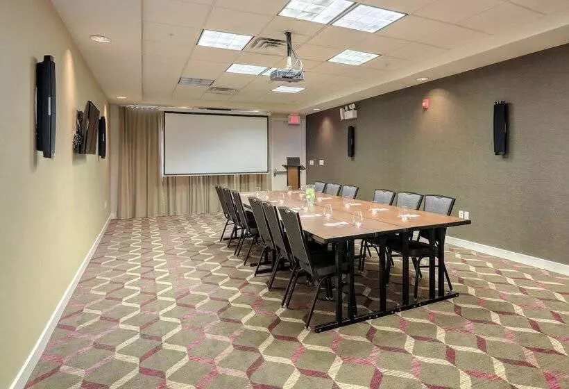 Residence Inn By Marriott Woodbridge Edison/raritan Center