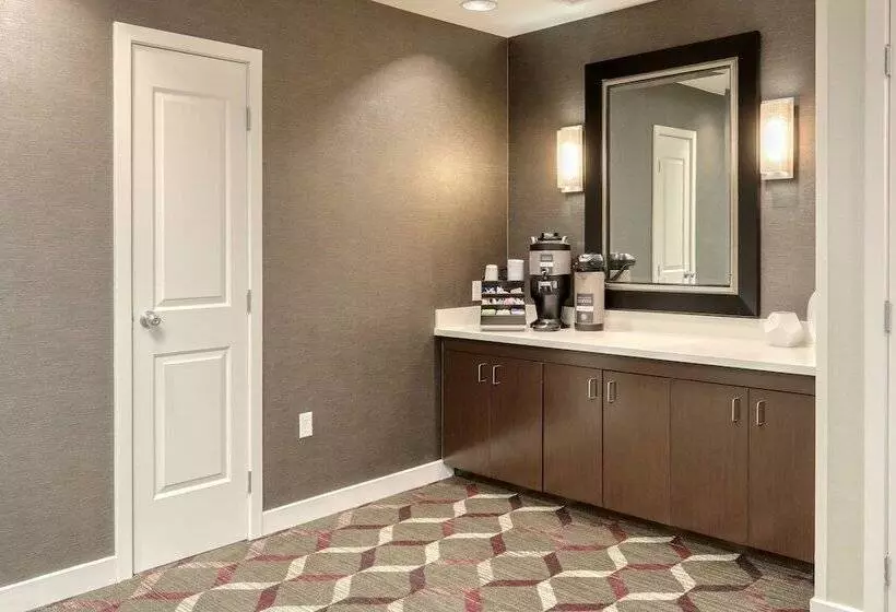 Residence Inn By Marriott Woodbridge Edison/raritan Center