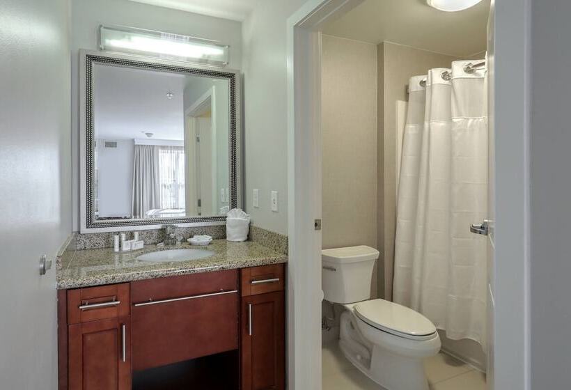 Residence Inn By Marriott Woodbridge Edison/raritan Center