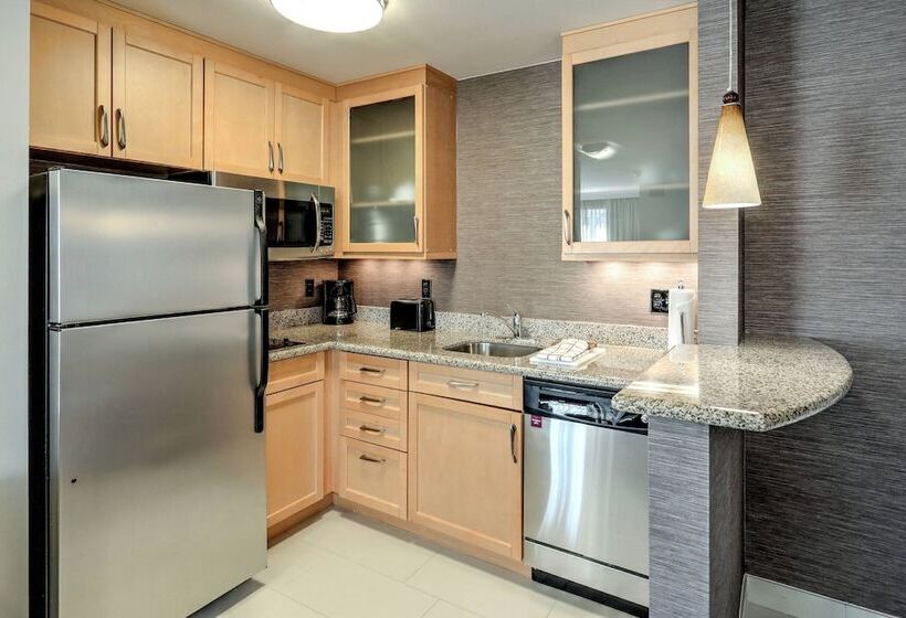 Residence Inn By Marriott Woodbridge Edison/raritan Center