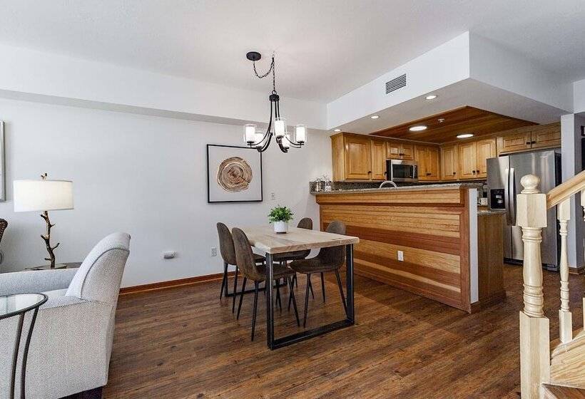 The Caledonian By All Seasons Resort Lodging