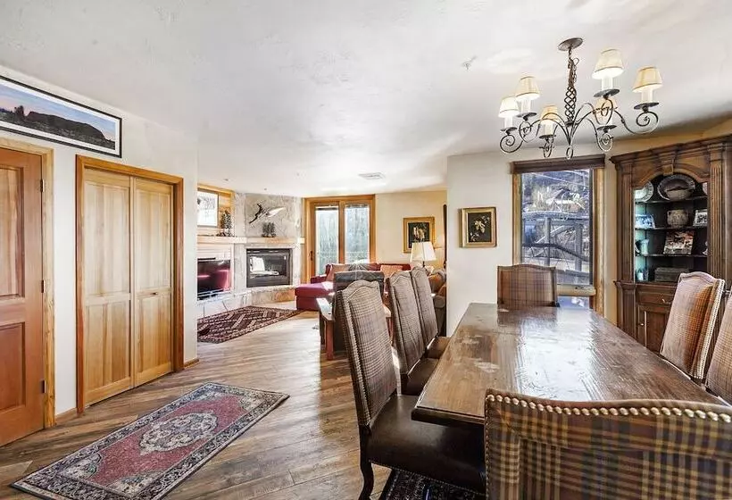 The Caledonian By All Seasons Resort Lodging