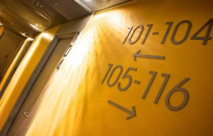 Twentytu Hostel Barcelona