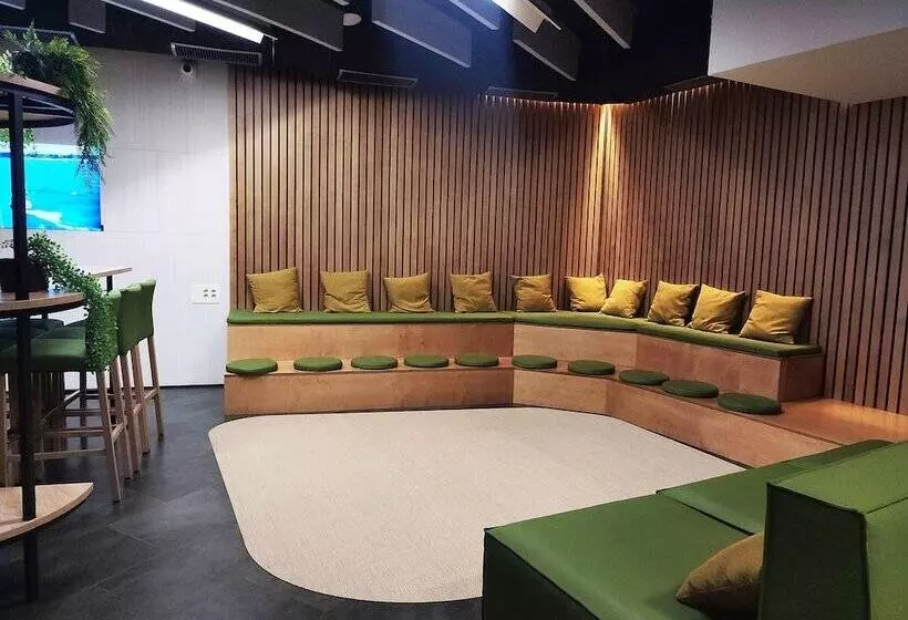 Twentytu Hostel Barcelona