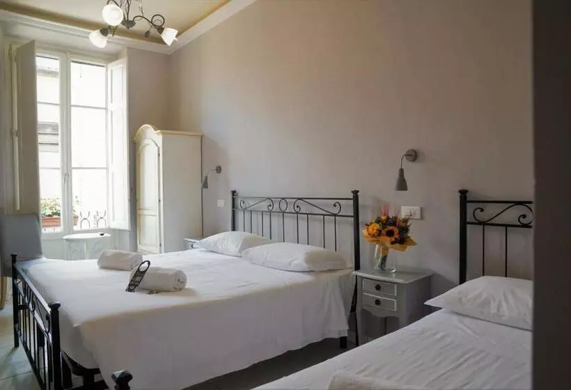 تختخواب و صبحانه Affittacamere Alba