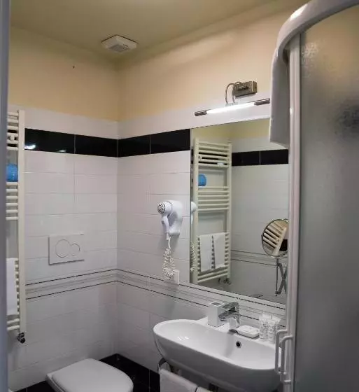 تختخواب و صبحانه Affittacamere Alba