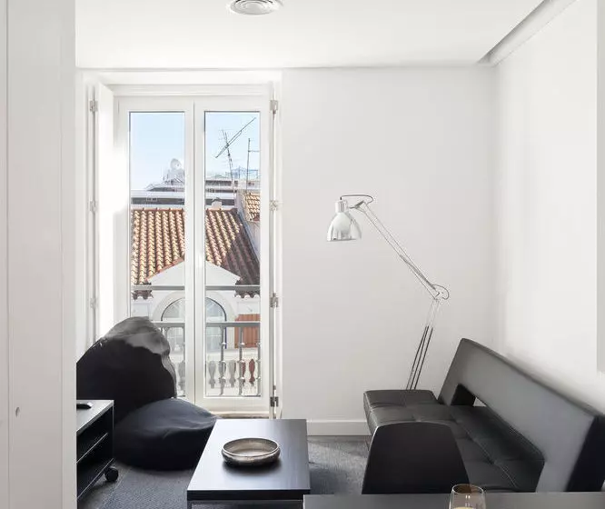 Hello Lisbon Santa Apolonia