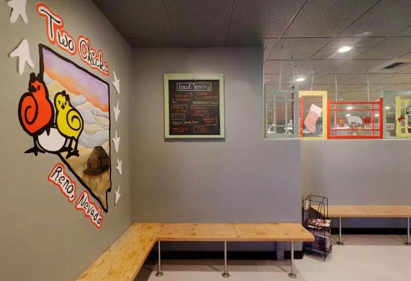 Hotel Aiden By Best Western South Reno