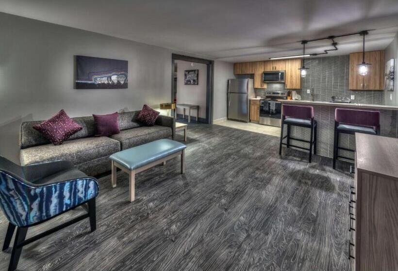 Otel Aiden By Best Western South Reno