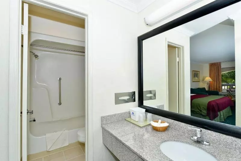 酒店 Americas Best Value Inn Columbus