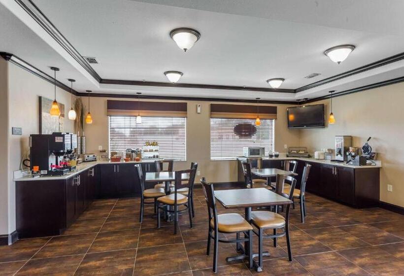 Hotel Atria Inn & Suites