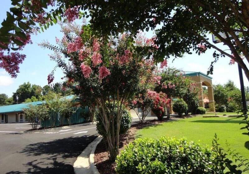 בית מלון כפרי Budget Inn