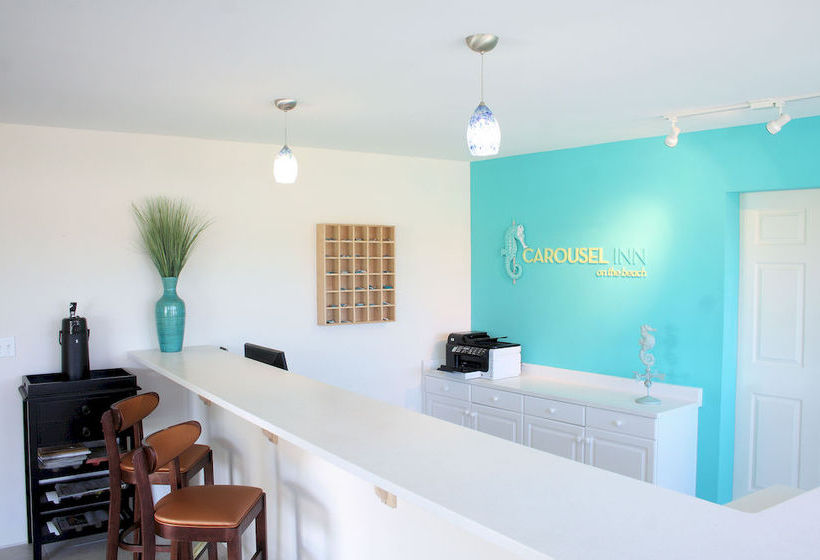 בית מלון כפרי Carousel Inn On The Beach