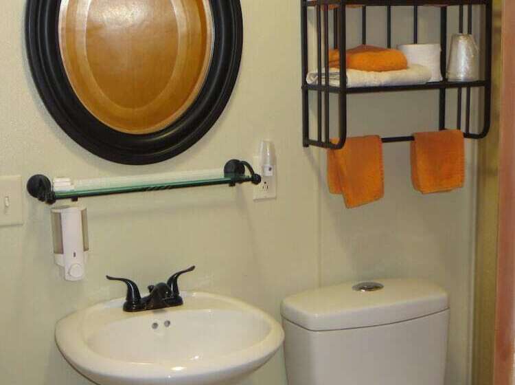 호텔 Cool Springs Inn