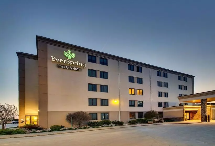 ホテル Everspring Inn