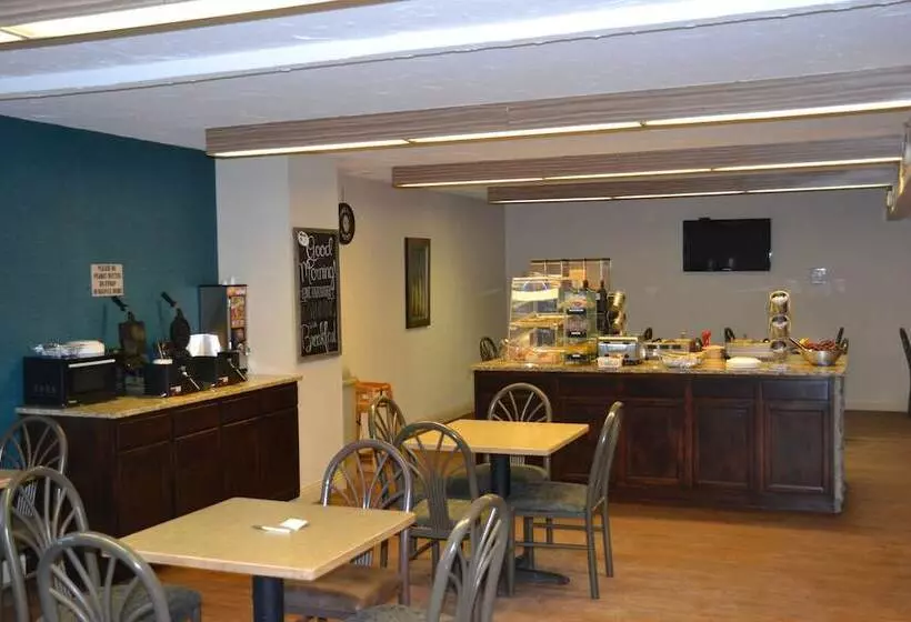 ホテル Everspring Inn