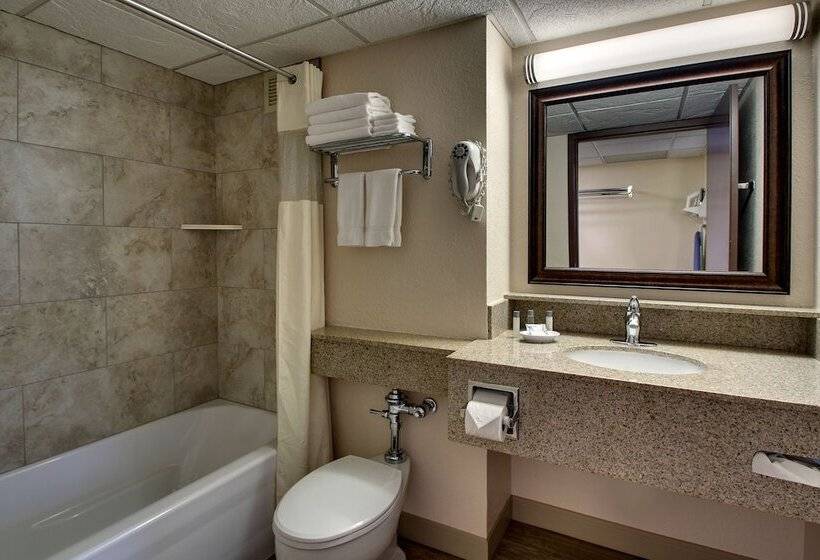 فندق Everspring Inn